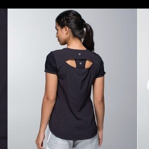 Lululemon size 8 or 10 lightened up top